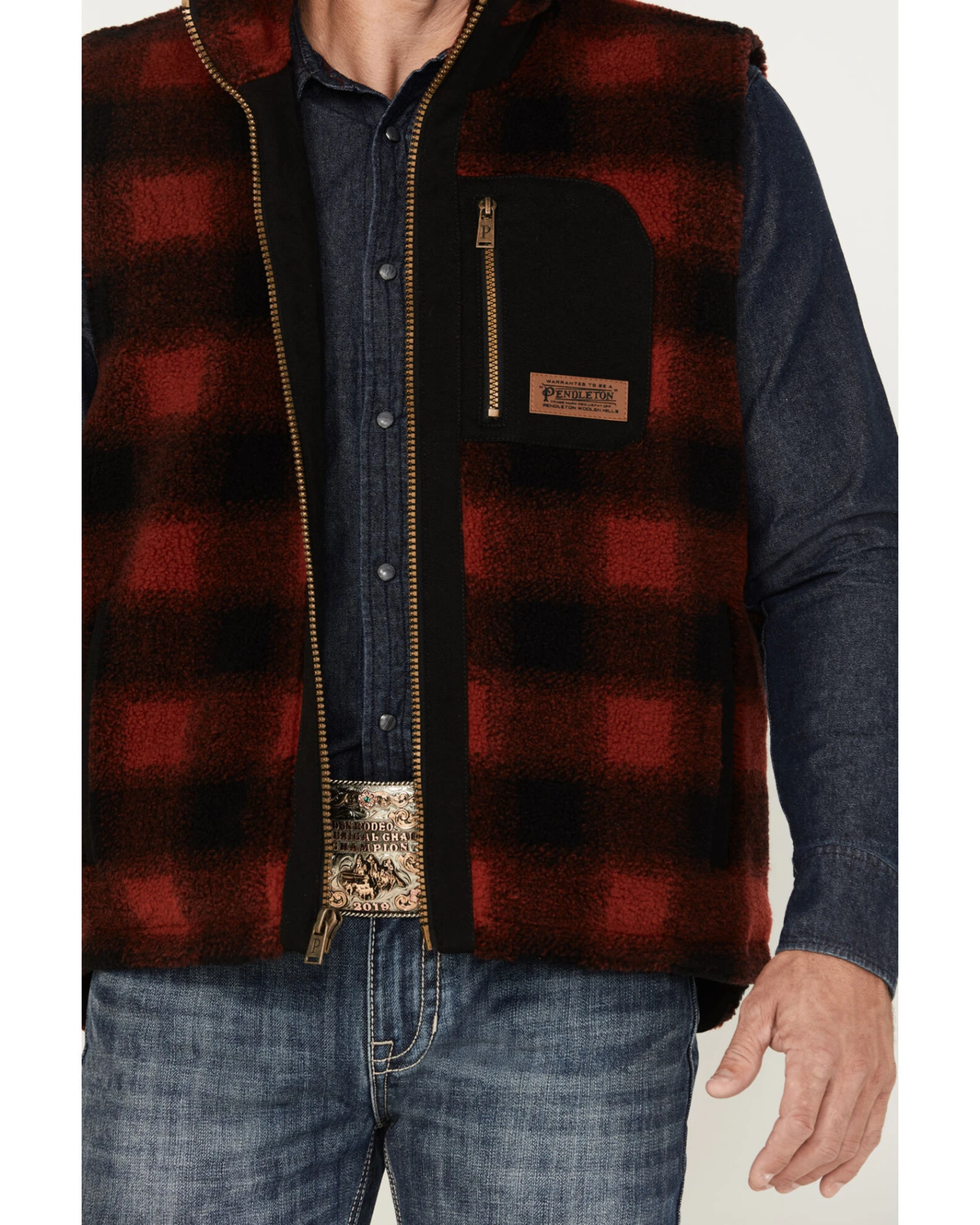 Pendleton Men's Ridgeline Buffalo Checker Fleece Vest 4 Pendleton Men's Ridgeline Buffalo Checker Fleece Vest - Image 2
